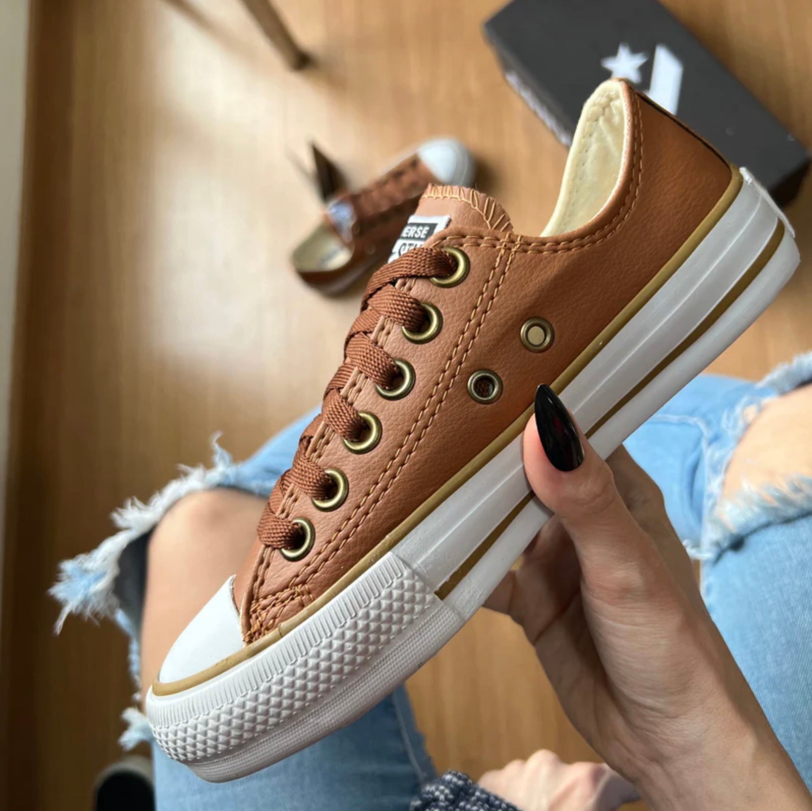Tênis All Star Caramelo de Couro [Brinde: Palmilha Ortopédica]